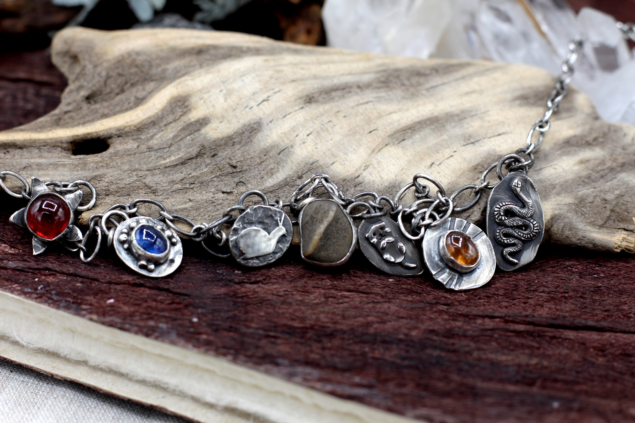 Reserviert: Seven Secrets